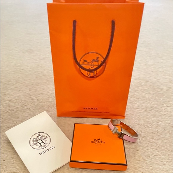 Hermes PM Clic H Bracelet - Picture 2 of 6